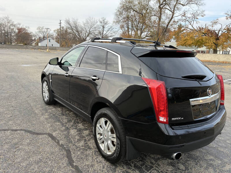 2011 Cadillac SRX Luxury Collection