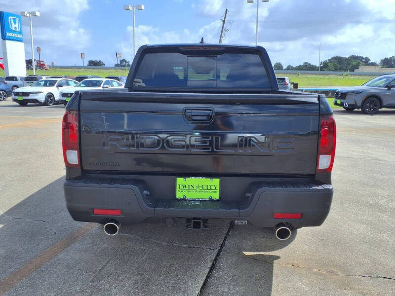 2026 Honda Ridgeline Black Edition