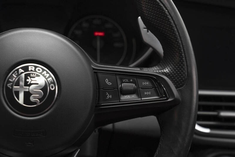 2022 Alfa Romeo Giulia Veloce