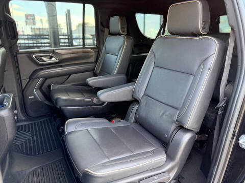 2022 Chevrolet Suburban LT