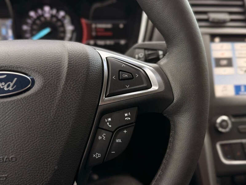 2018 Ford Fusion Hybrid SE