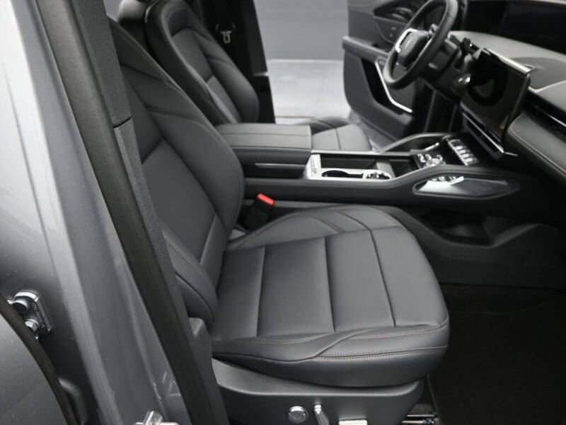 2025 Lincoln Nautilus Hybrid Premiere