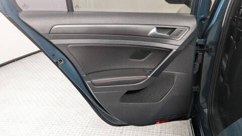 2018 Volkswagen Golf GTI SE