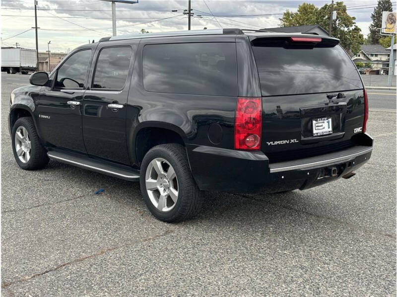 2007 GMC Yukon XL Denali