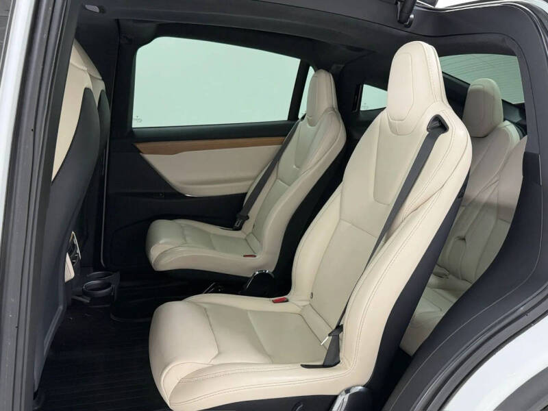 2020 Tesla Model X Long Range Plus