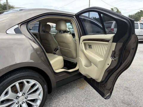 2015 Ford Taurus Limited