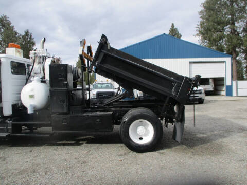 2002 Freightliner FL70 Asphalt Patch Dump Truck