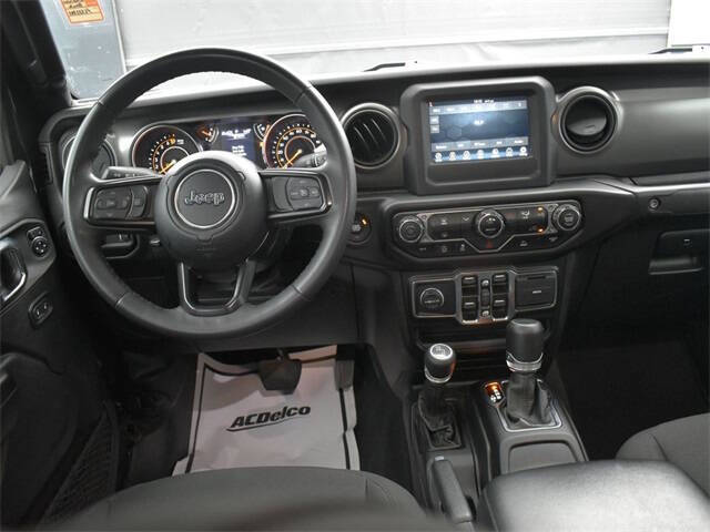 2023 Jeep Gladiator Sport