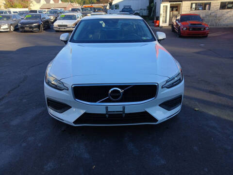 2019 Volvo S60 T6 Momentum