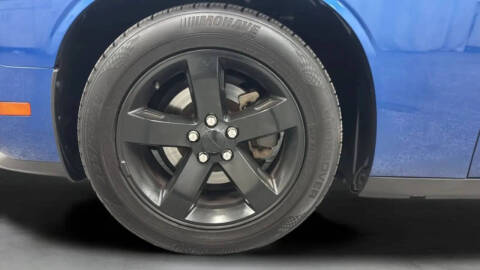 2012 Dodge Challenger SXT