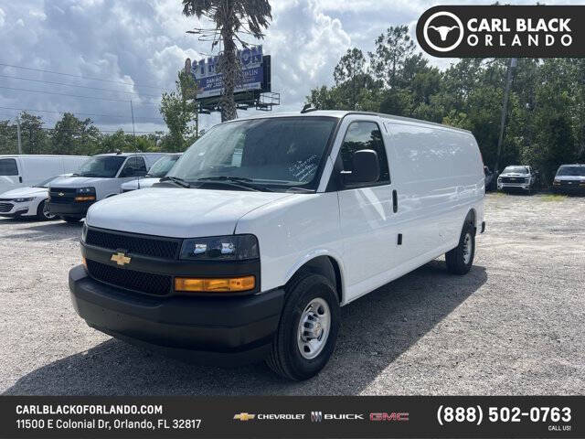 2025 Chevrolet Express 2500