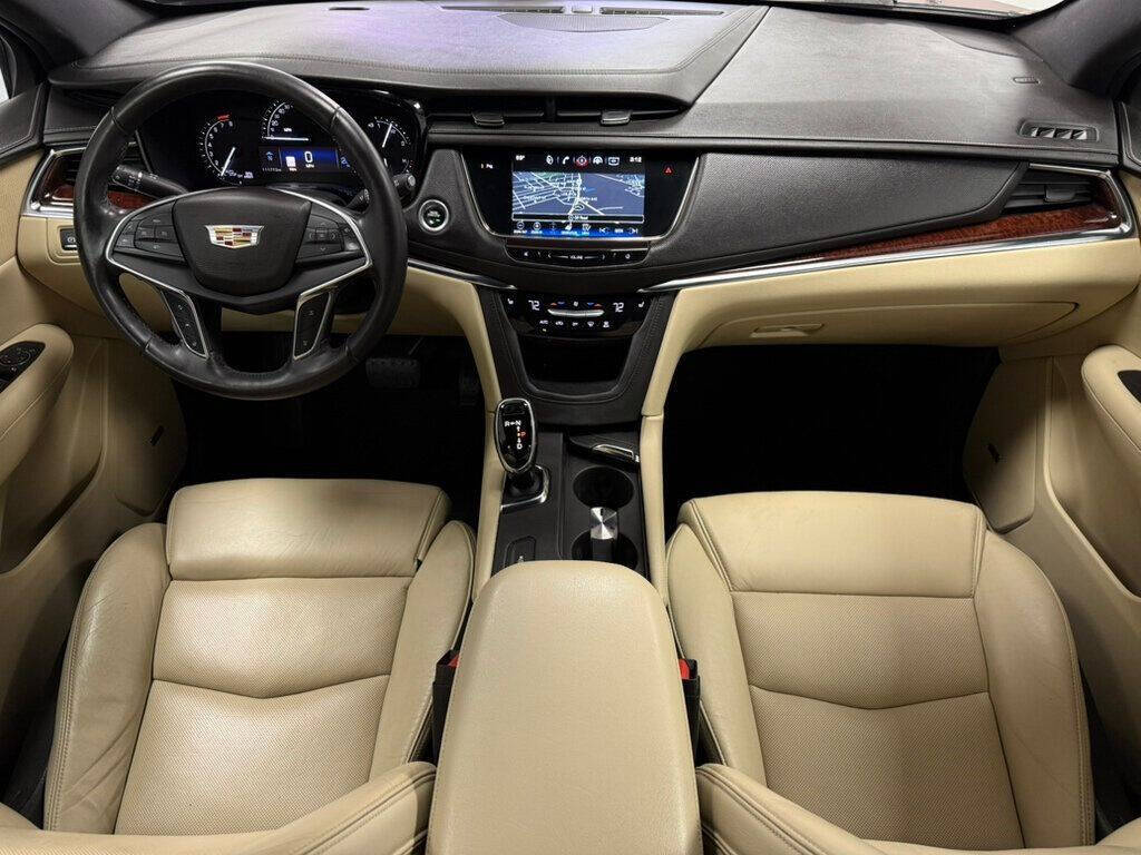 2017 Cadillac XT5 for sale at Conway Imports in   Streamwood, IL