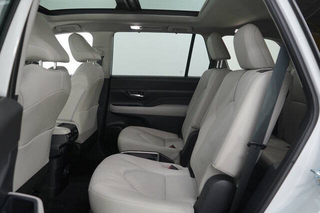 2025 Toyota Grand Highlander Platinum