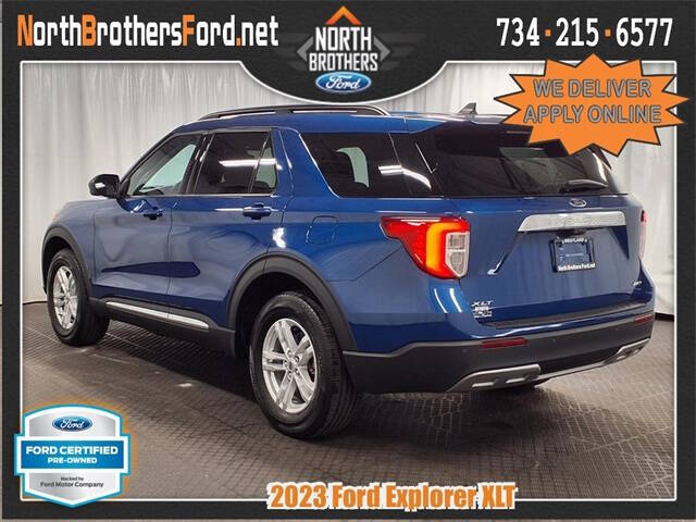 2023 Ford Explorer XLT