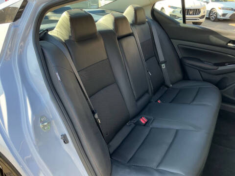 2025 Nissan Altima 2.5 SR