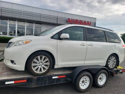 2012 Toyota Sienna for sale at Karmart in Burlington WA