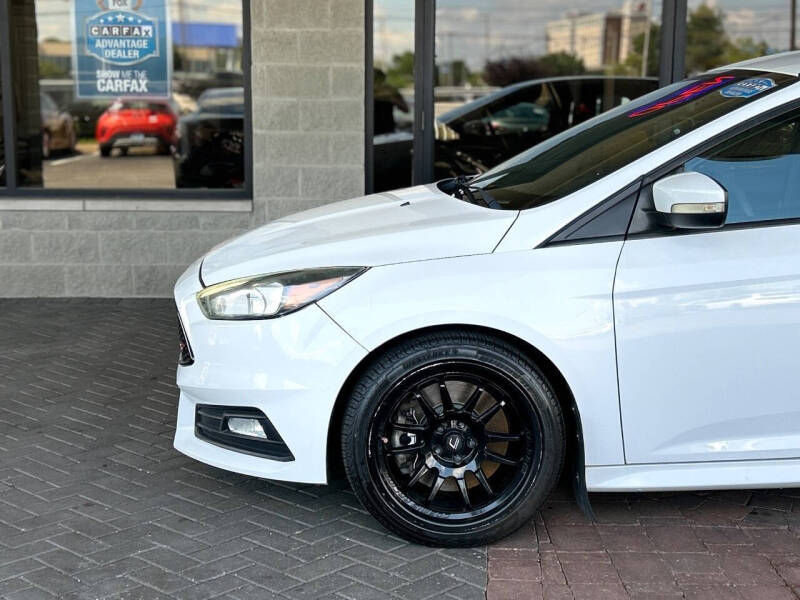 2017 Ford Focus ST