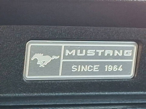 2017 Ford Mustang V6