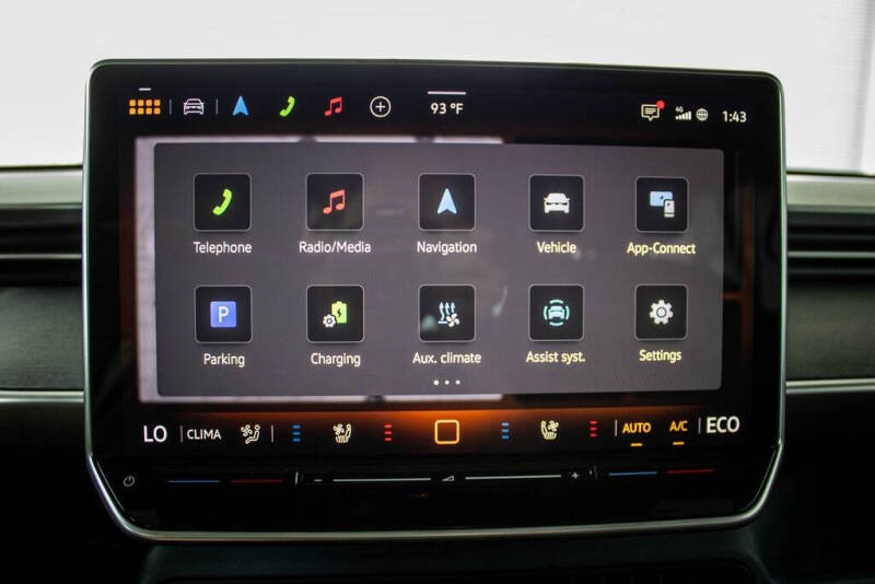 2025 Volkswagen ID. Buzz Pro S Plus