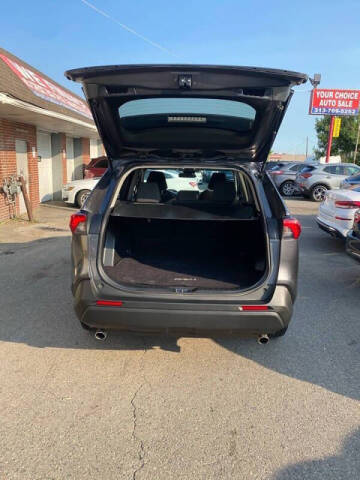 2022 Toyota RAV4 Hybrid LE