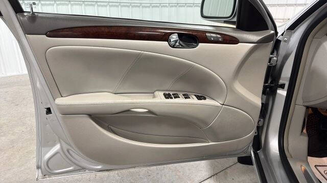 2011 Buick Lucerne CXL