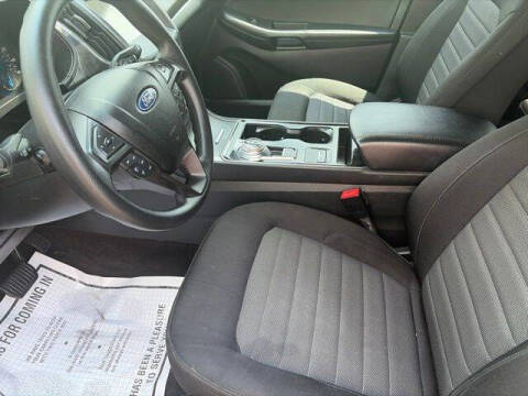 2020 Ford Edge SE