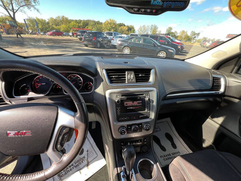 2015 GMC Acadia SLE-2