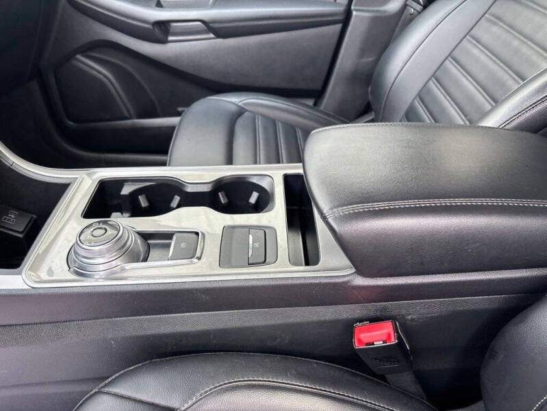 2024 Ford Edge