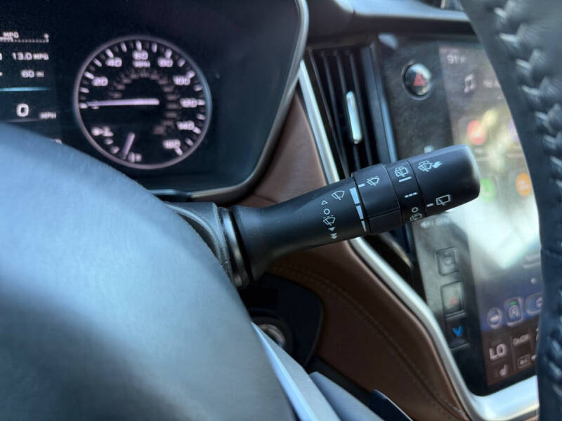 2022 Subaru Outback Touring