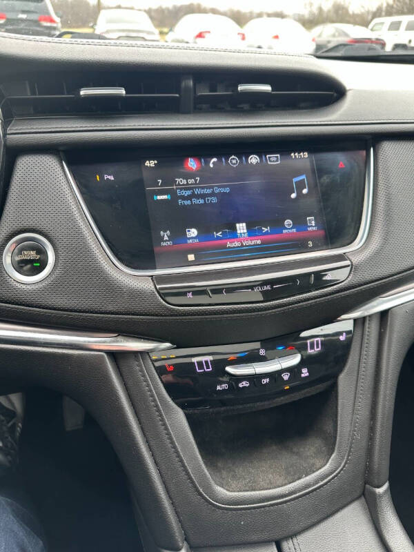 2017 Cadillac XT5 Luxury