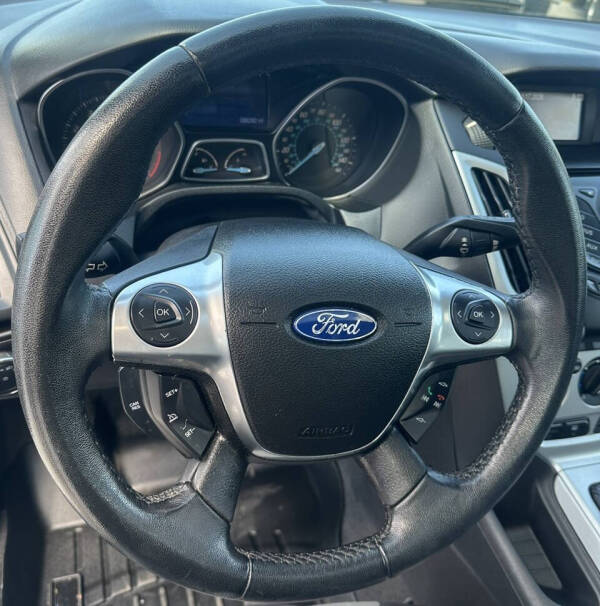 2012 Ford Focus SE