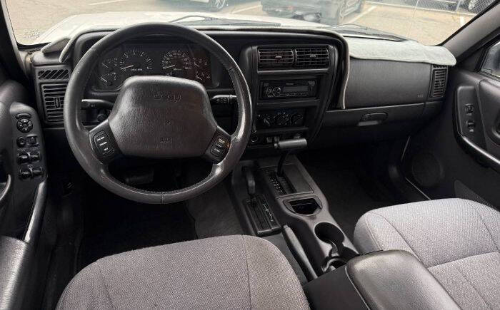 2000 Jeep Cherokee