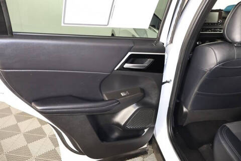 2022 Mitsubishi Outlander Black Edition