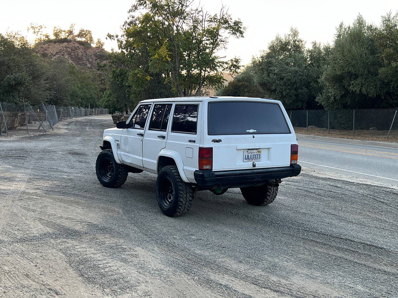 1992 Jeep Cherokee for sale at R&G Auto Sales in Tujunga, CA