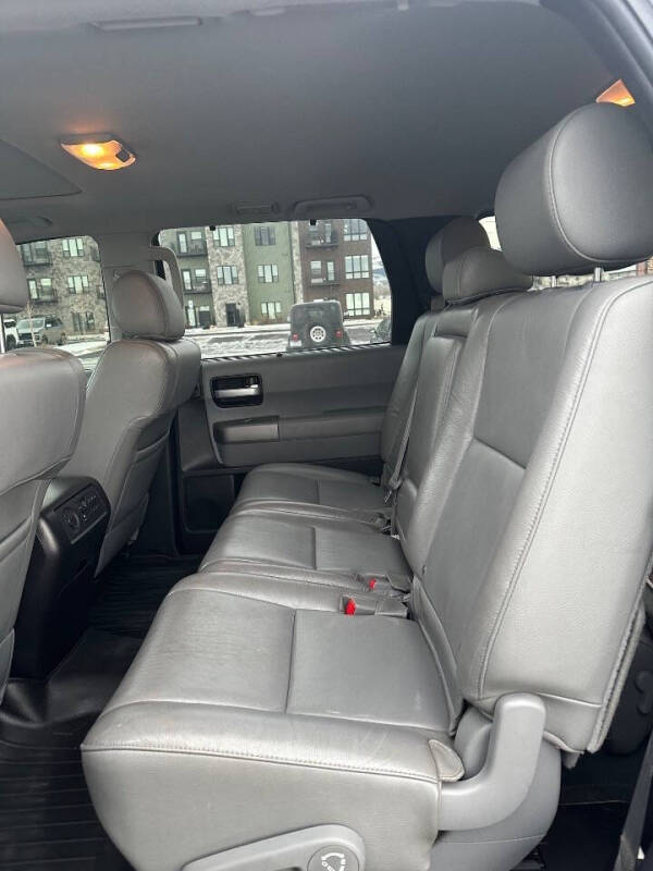 2016 Toyota Sequoia Limited