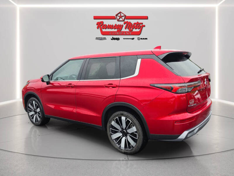 2025 Mitsubishi Outlander SE