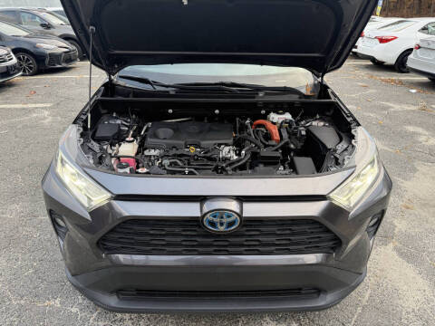 2020 Toyota RAV4 Hybrid XLE