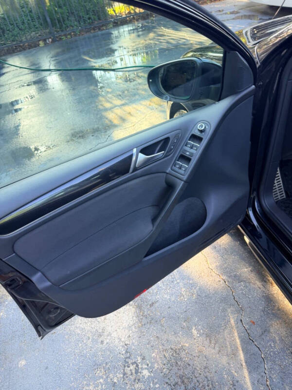 2012 Volkswagen GTI Base PZEV