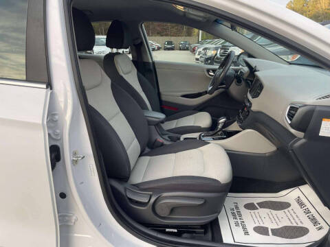 2017 Hyundai Ioniq Hybrid SEL