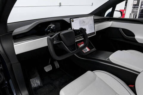 2023 Tesla Model X Plaid