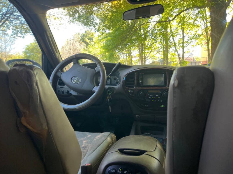 2003 Toyota Sequoia SR5