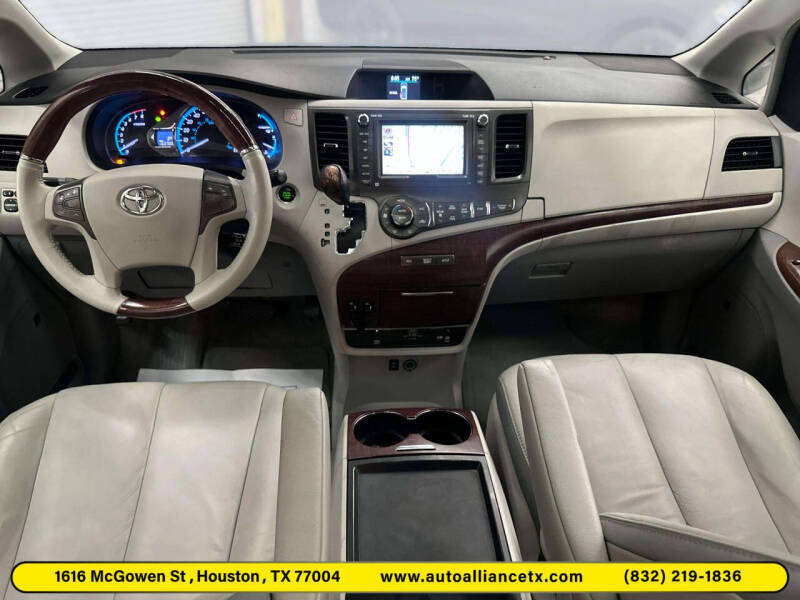 2011 Toyota Sienna
