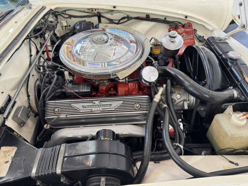 1957 Ford Thunderbird