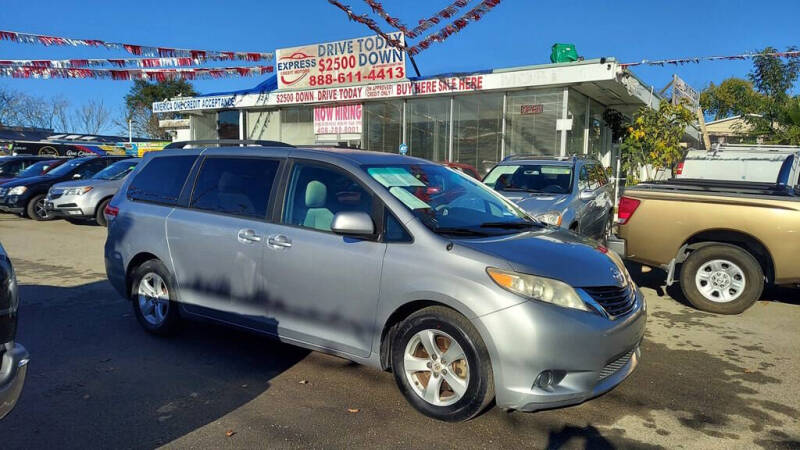 2011 Toyota Sienna