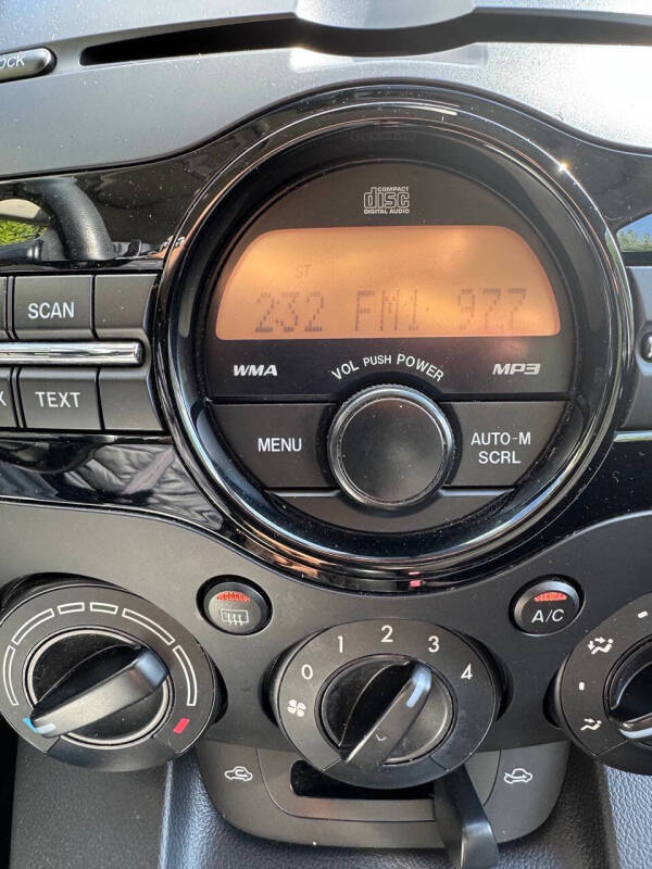 2011 Mazda MAZDA2 Sport