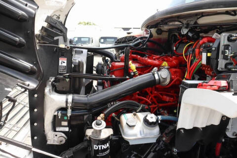 2017 Freightliner M2 106