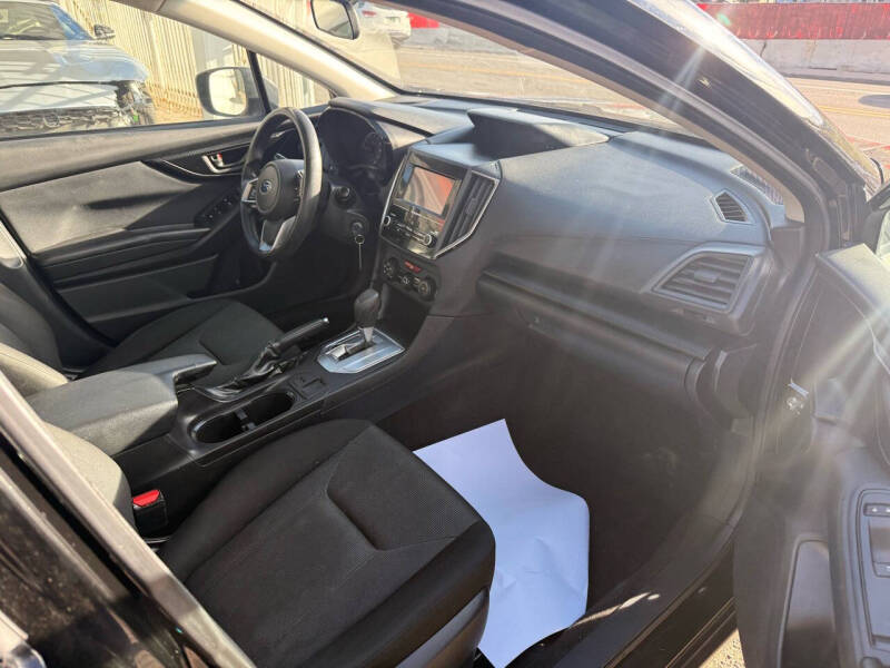 2017 Subaru Impreza 2.0i