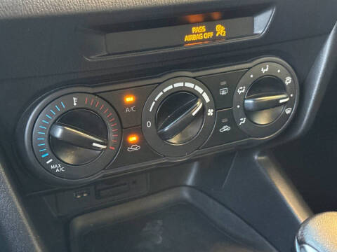 2015 Mazda MAZDA3 i Sport