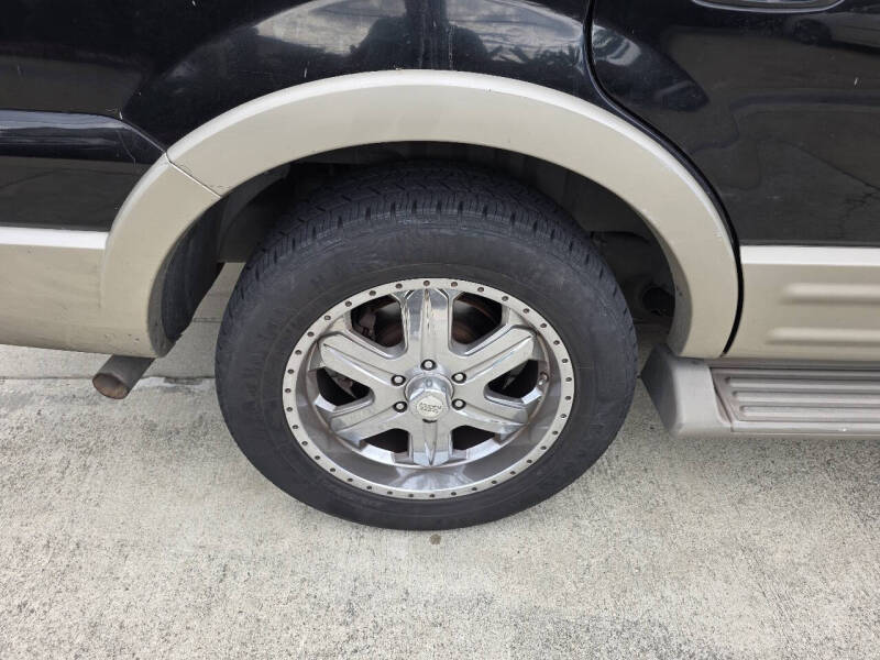 2005 Ford Expedition Eddie Bauer