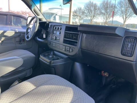 2019 Chevrolet Express LS 3500